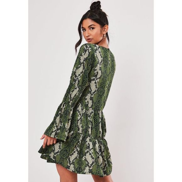 Missguided Green Snake Print Prairie Dress - Picture 2 of 8